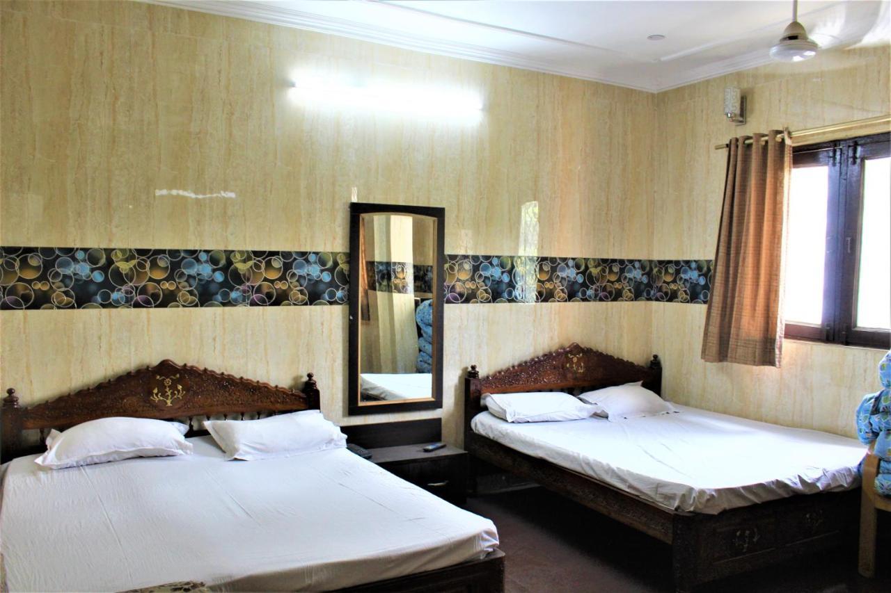 Central Guest House , Walk In Dargah & Markaz Nueva Delhi Exterior foto