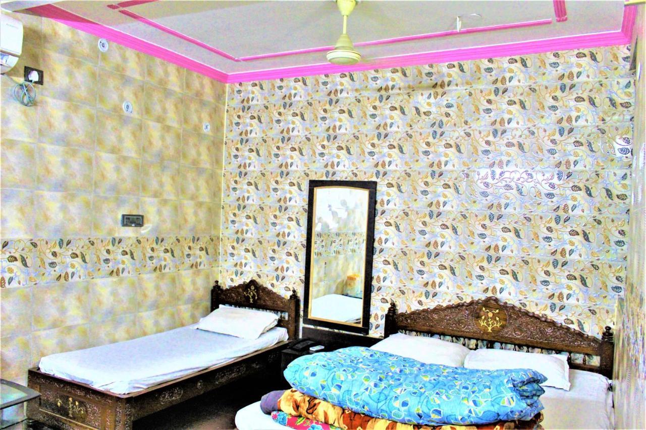 Central Guest House , Walk In Dargah & Markaz Nueva Delhi Exterior foto