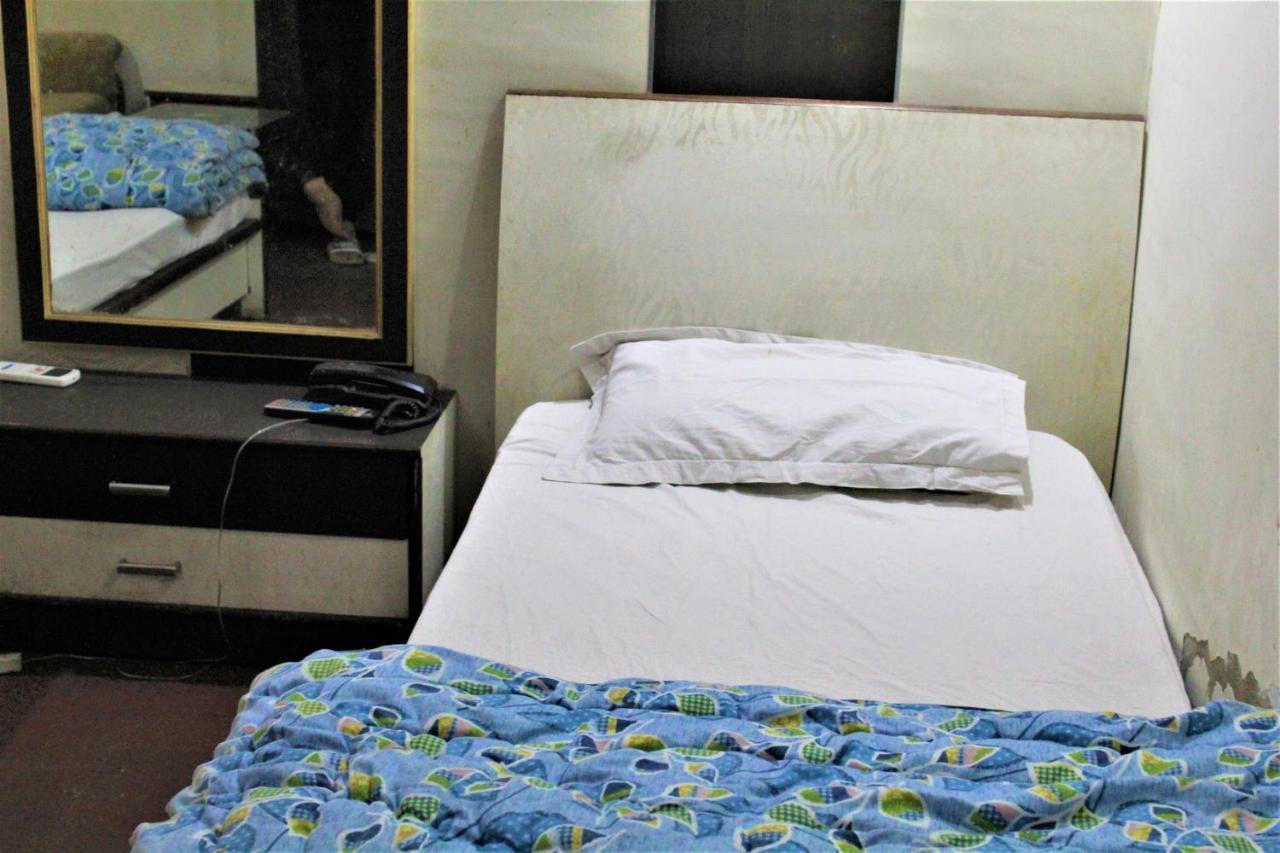 Central Guest House , Walk In Dargah & Markaz Nueva Delhi Exterior foto