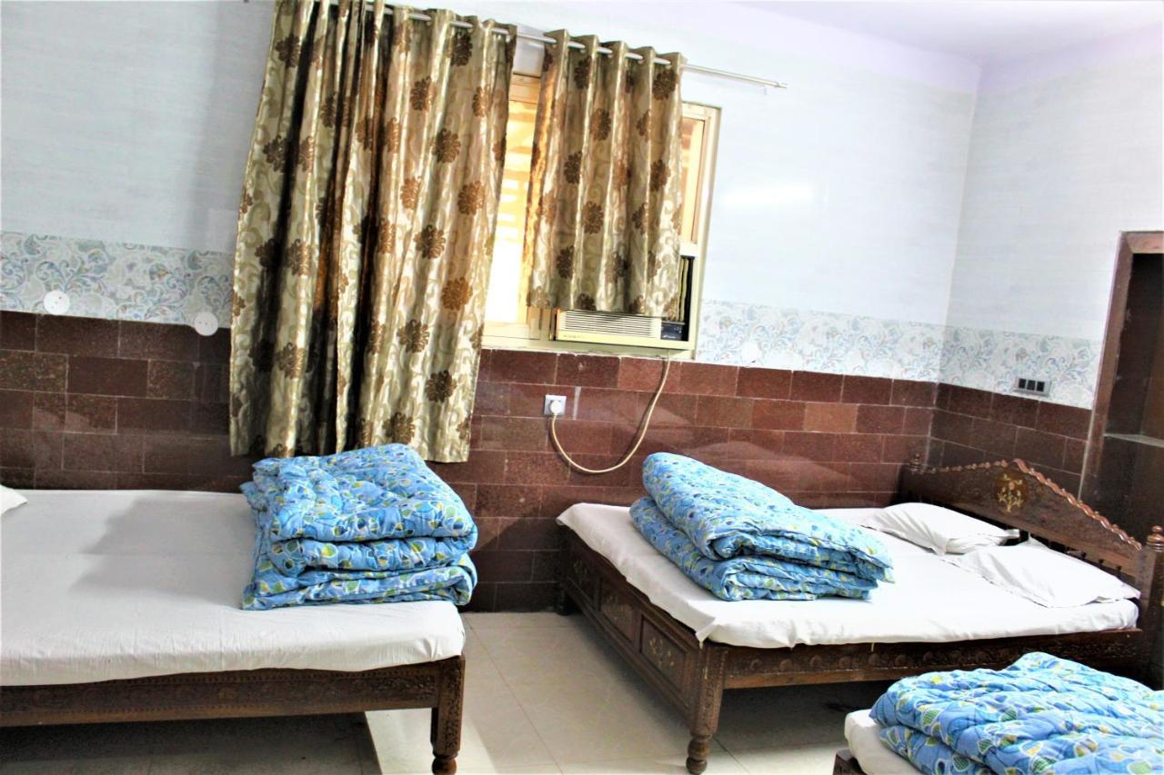 Central Guest House , Walk In Dargah & Markaz Nueva Delhi Exterior foto
