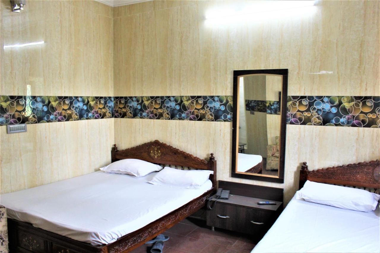 Central Guest House , Walk In Dargah & Markaz Nueva Delhi Exterior foto