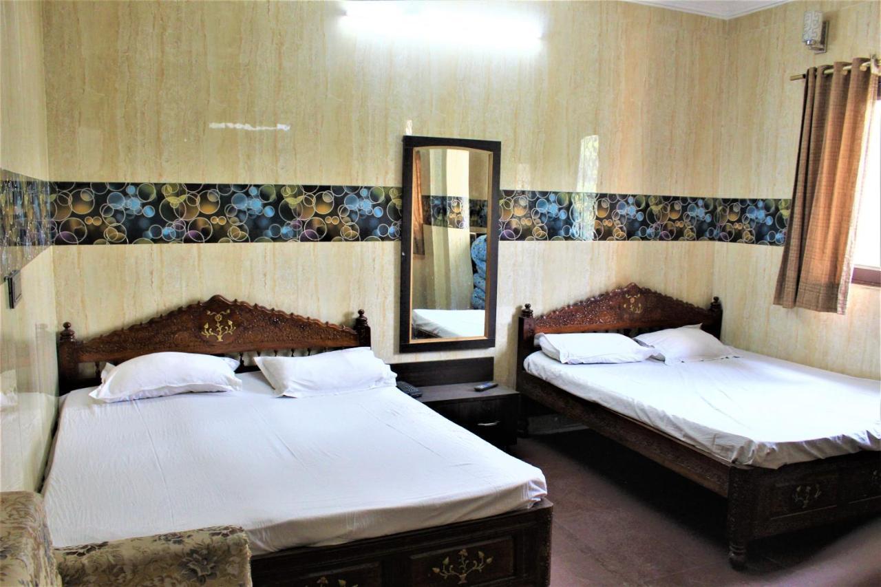 Central Guest House , Walk In Dargah & Markaz Nueva Delhi Exterior foto